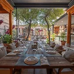 Belmondo Old Town