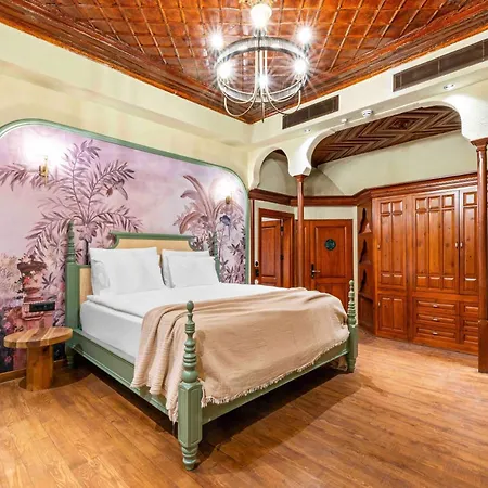 Hotel Belmondo Old Town *