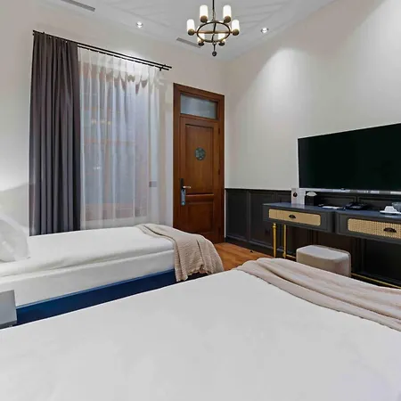 Hotel Belmondo Old Town