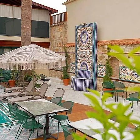 Hotel Belmondo Old Town