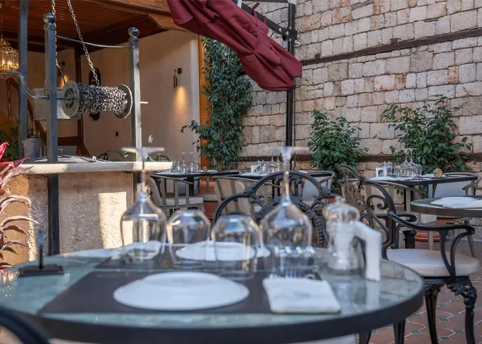 Hotel Belmondo Old Town *