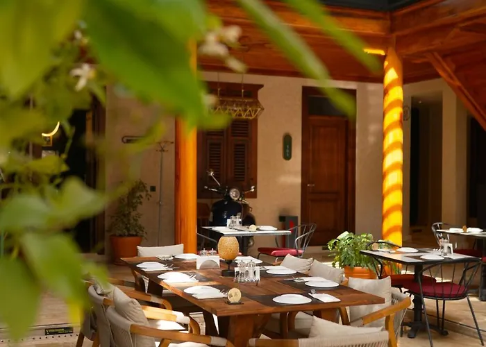 Hotel Belmondo Old Town