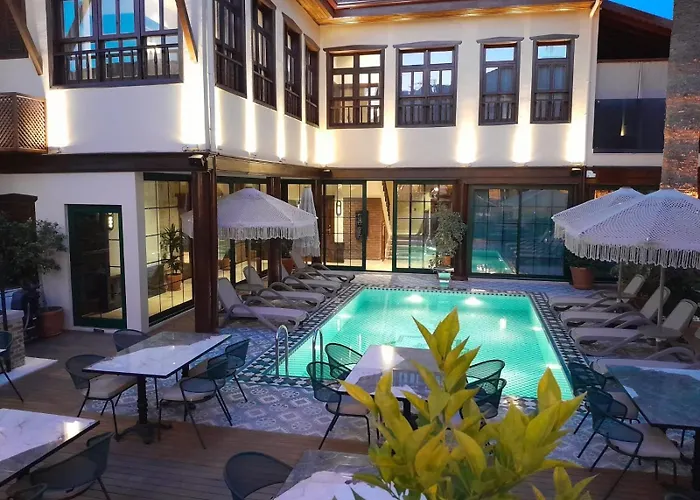 Belmondo Old Town Hotel Antalya