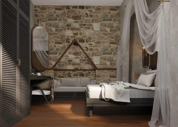 Belmondo Old Town Hotel