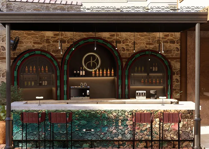 Belmondo Old Town Hotel *