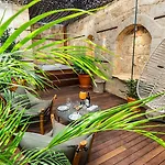 Hotel Belmondo Old Town *