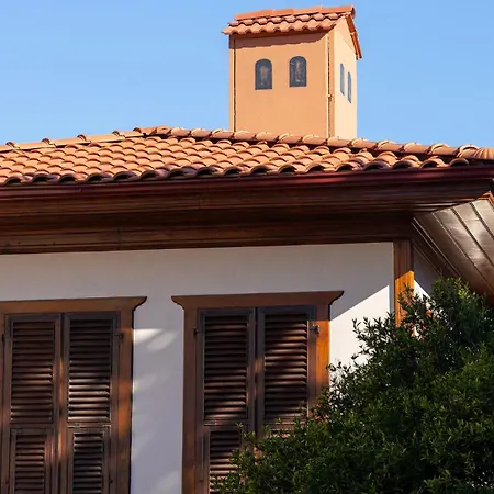 Belmondo Old Town מלון אנטליה