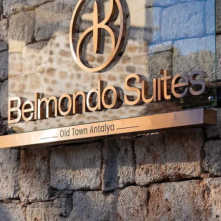 Belmondo Old Town ホテル *