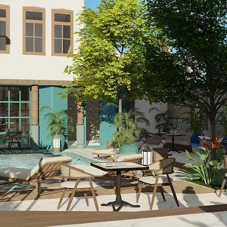 Belmondo Old Town מלון