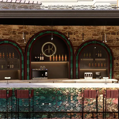 Belmondo Old Town מלון *